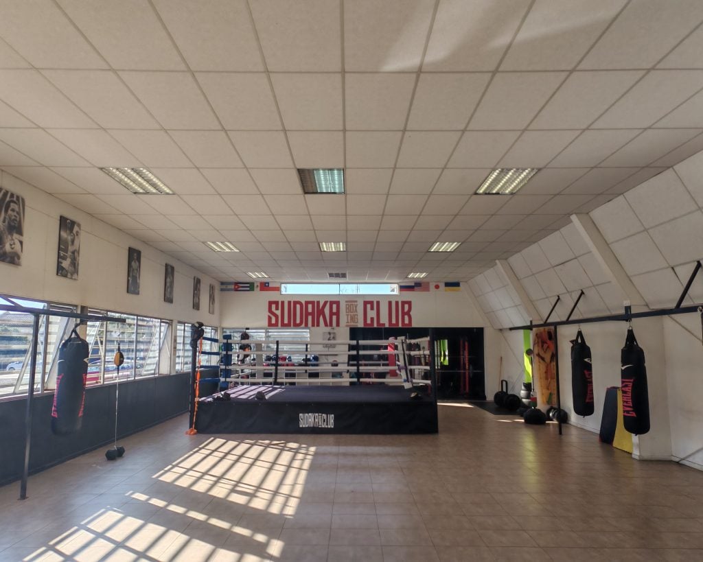 De la plaza al ring: Sudaka Boxing Club impulsa el boxeo para todas las edades en Maipú 1 Sudaka Boxing Club Maipú