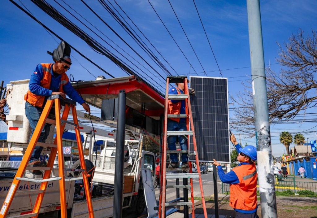 paraderos inteligentes en maipu