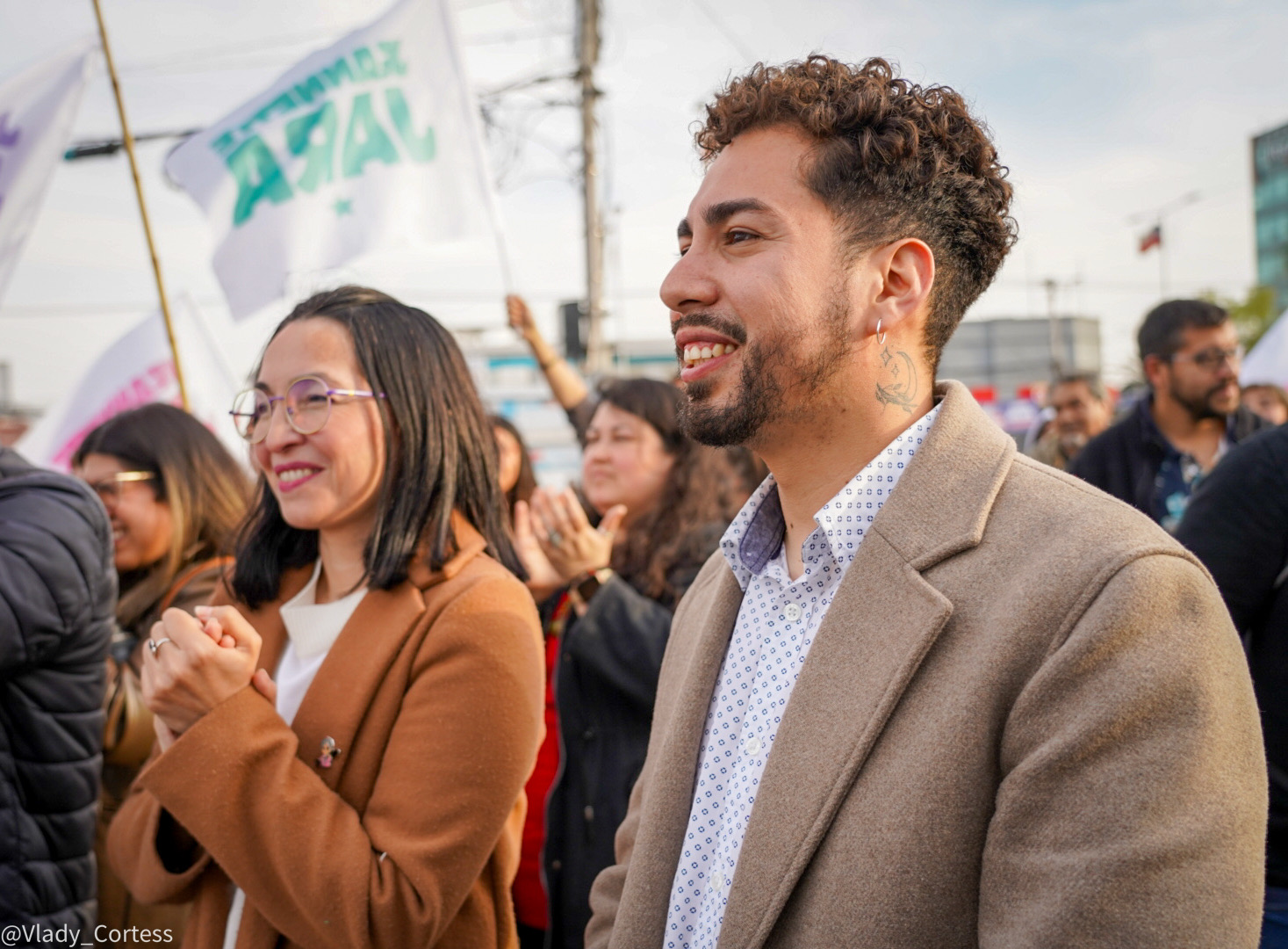 Oficialismo realiza "cuecazo" en Plaza de Maipú para apoyar a Jeannette Jara en inicio de campaña electoral 5 5AF686E6 4928 4ACA A198 3F8FB999DAD4