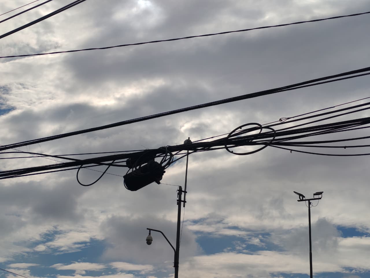 Ley Chao Cables Tres Poniente