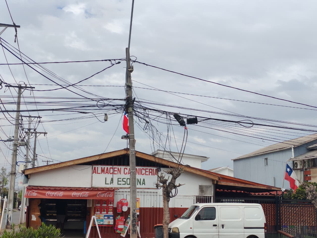 Ley Chao Cables Avenida Portales