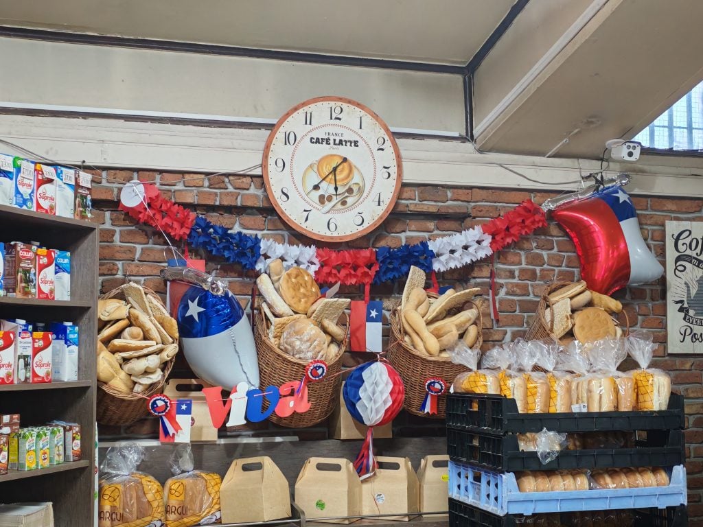 La tercer mejor empanada de pino de Santiago es de Maipú: Jargui 2 elegida entre 90 panaderías 4 Panadería maipucina premiada con la tercer mejor empanada de Santiago