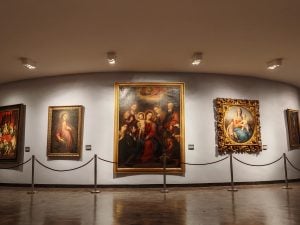 Museo del Carmen se suma al Día de los Patrimonios 2026: revisa horario y actividades gratuitas 1 Exposición de perfumería en Museo del Carmen