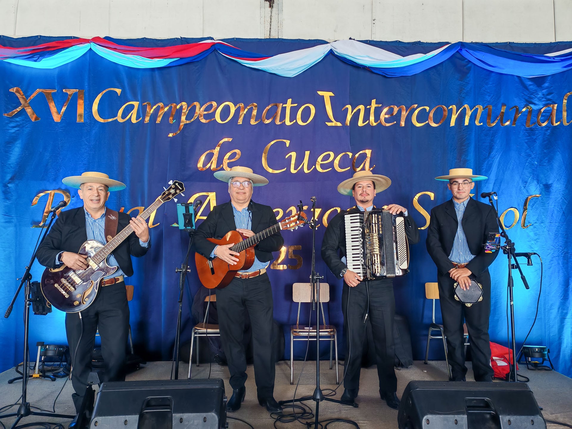 ¡La fiesta folclórica estudiantil más grande de Maipú! 26 colegios fueron parte del XVI Campeonato Intercomunal de Cueca organizado por el Royal American School 4 IMG 20251003 110407