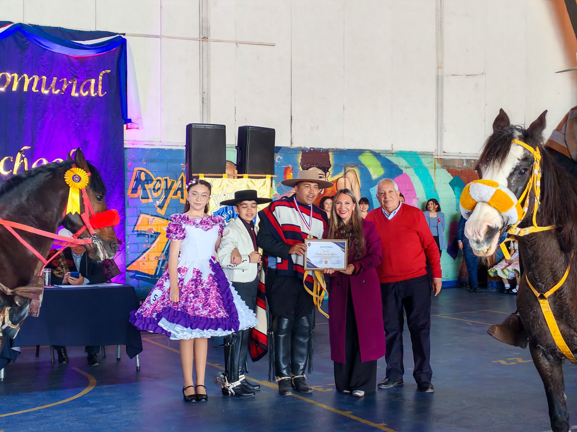 ¡La fiesta folclórica estudiantil más grande de Maipú! 26 colegios fueron parte del XVI Campeonato Intercomunal de Cueca organizado por el Royal American School 9 IMG 20251003 111933