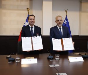 PDI Y SERNAMIG FIRMAN CONVENIO