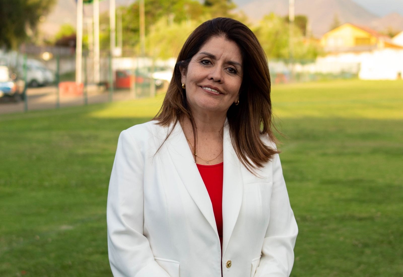 Claudia Atenas Soza: la profesora que impulsa una agenda por la educación, la seguridad y la dignidad en el Distrito 8