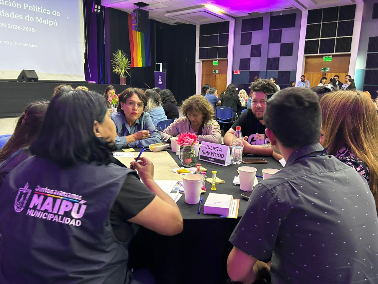 Maipú define su hoja de ruta hacia la igualdad: Se valida la nueva Política Local de Género y Diversidades 2 Maipú define su hoja de ruta hacia la igualdad: Se valida la nueva Política Local de Género y Diversidades