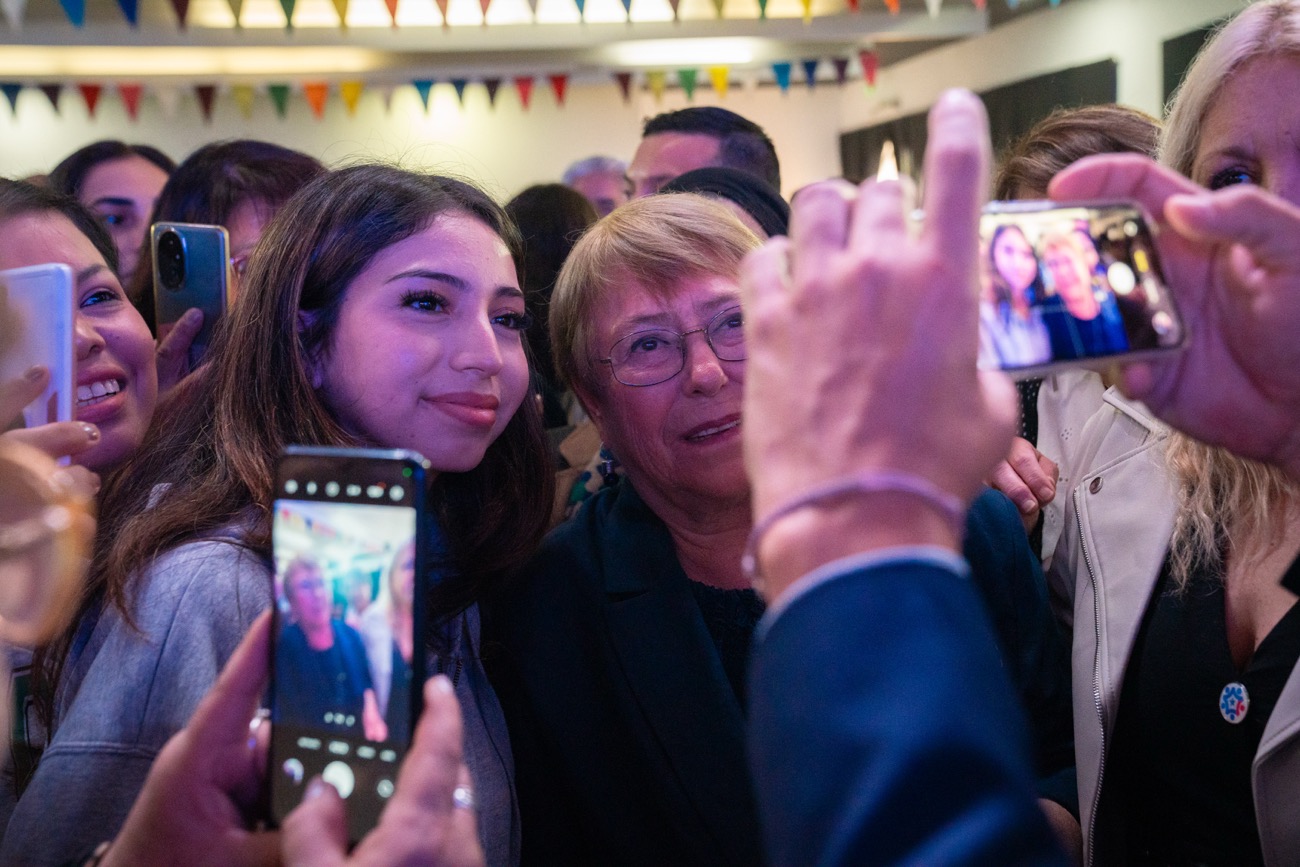 Desde Maipú, Ministra Orellana encabeza conmemoración del Día contra la Violencia hacia la Mujer y destaca avances de la "Ley Integral" 16 DSC08630