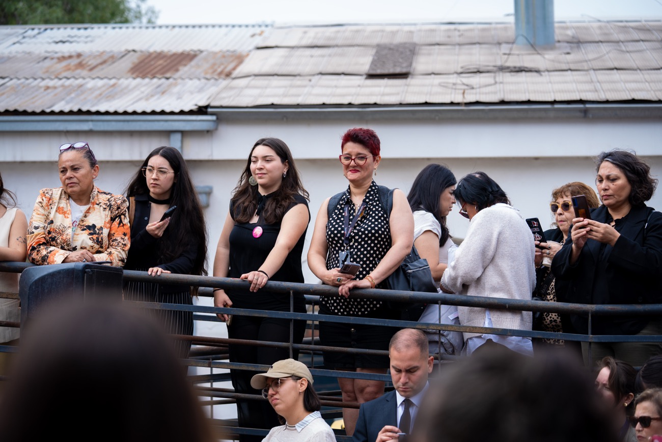 Desde Maipú, Ministra Orellana encabeza conmemoración del Día contra la Violencia hacia la Mujer y destaca avances de la "Ley Integral" 23 DSC08975