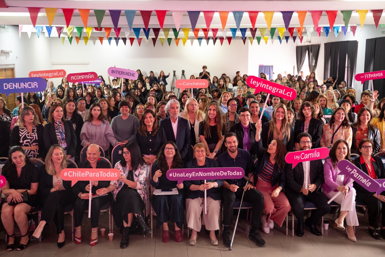 Desde Maipú, Ministra Orellana encabeza conmemoración del Día contra la Violencia hacia la Mujer y destaca avances de la "Ley Integral" 2 Dia internacional contra la violencia hacia las mujeres24
