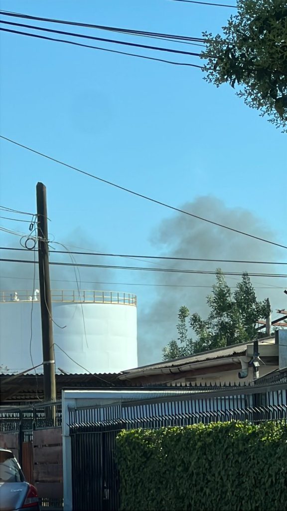 El incendio se vio desde distintas partes de la comuna