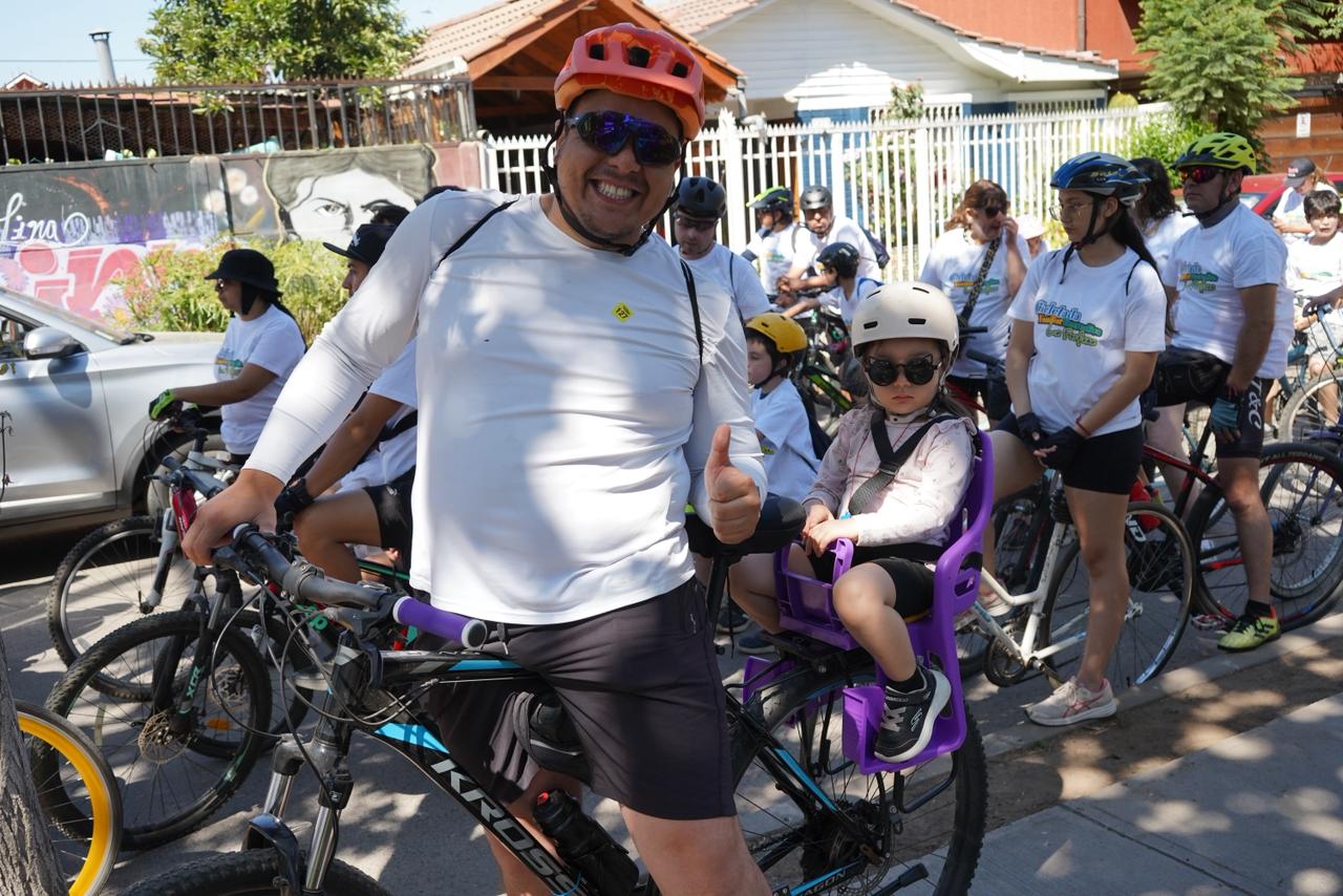 La Farfana pedaleó unida: deporte, salud y comunidad en la 12ª Cicletada Familiar 4 WhatsApp Image 2025 11 22 at 12.45.51 4