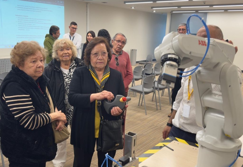 Vive INACAP Maipú: revisa los talleres gratutios que buscan acercar la educación técnica y superior a la comunidad 3 inacap maipu talleres
