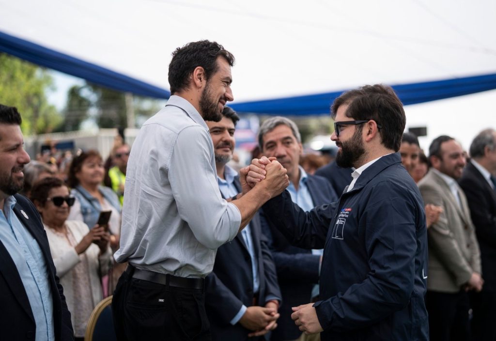 Inician obras del Tren Alameda–Melipilla: el mayor proyecto ferroviario urbano que pasará por Maipú 2 tren alameda melipilla boric vodanovic