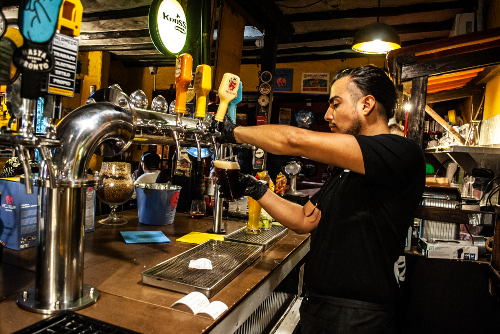 Tu suscripción se paga sola: La Voz de Maipú estrena masiva red de descuentos en bares, restaurantes y cafeterías de especialidad 11 Rústico BrewPub