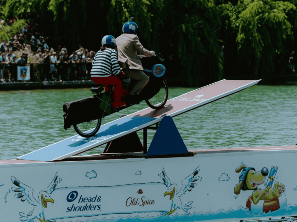 A bordo de Calcetín con Rombos Man: conoce al "Dúo Dinámico" maipucino que ganó la "Red Bull Al Agua Pato 2025" 1 Dúo Dinámico maipucino gana la Red Bull Al Agua Pato 2025