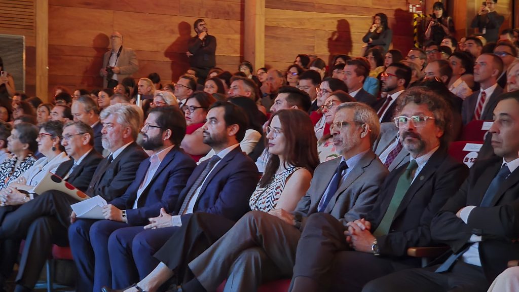 Autoridades en Presentación de Informe Anual de DDHH