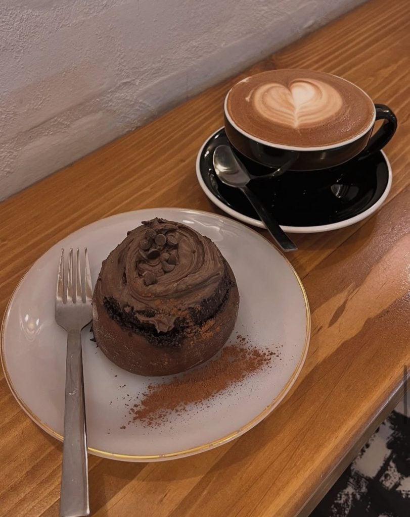 Tu suscripción se paga sola: La Voz de Maipú estrena masiva red de descuentos en bares, restaurantes y cafeterías de especialidad 31 Pienso Café