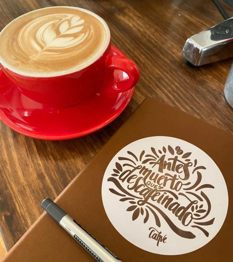 Tu suscripción se paga sola: La Voz de Maipú estrena masiva red de descuentos en bares, restaurantes y cafeterías de especialidad 22 Café Cahve