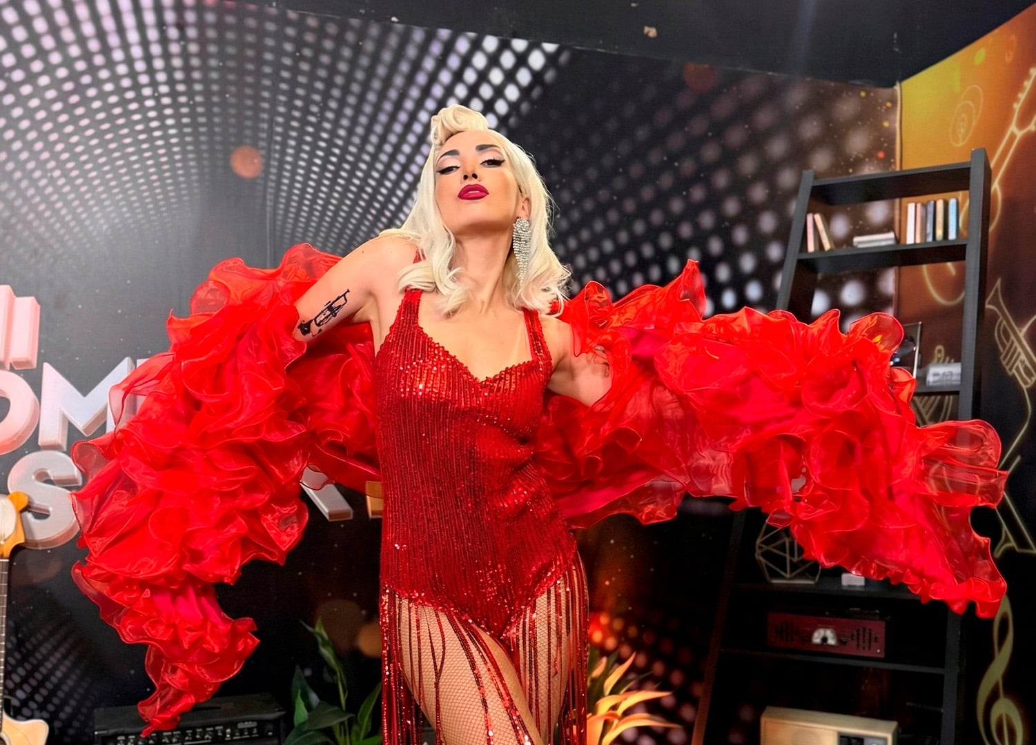 ¡Orgullo maipucino! Francisca Silva se corona como la gran ganadora de "Mi Nombre Es 2" con su tributo a Lady Gaga 3 ¡Orgullo maipucino! Francisca Silva se corona como la gran ganadora de «Mi Nombre Es 2» con su tributo a Lady Gaga