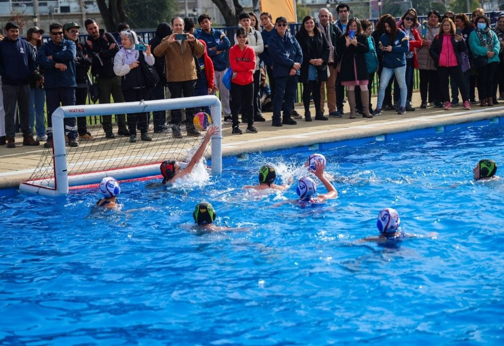 piscina alberto abarza