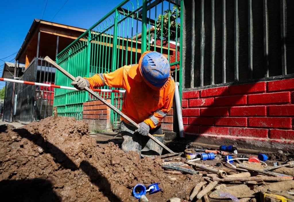 Municipalidad de Maipú invierte más de $30 mil millones en 2025 para recuperar y fortalecer el espacio público 2 inversion fugas