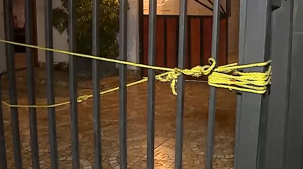 Violento turbazo en Villa Las Rosas deja un herido: banda se dio a la fuga en auto familiar 1 violento turbazo en Maipú