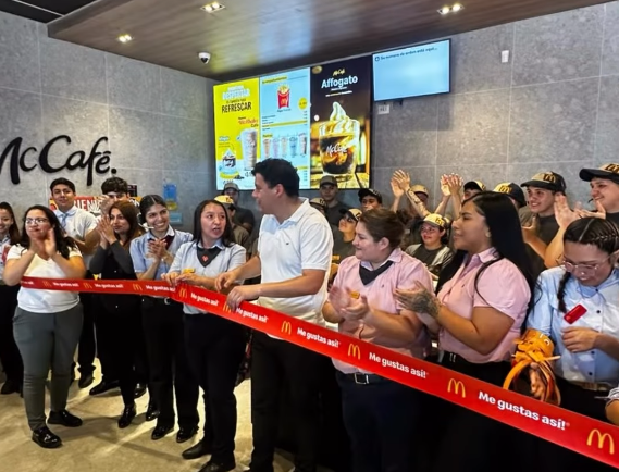 apertura McDonald's Maipú