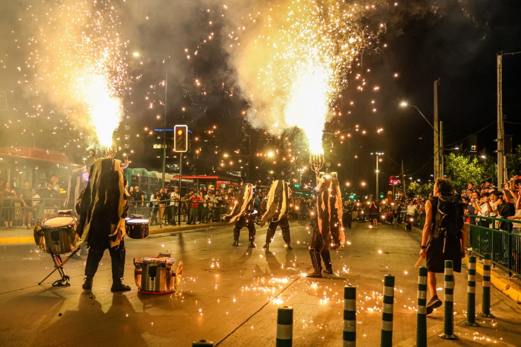 ¡40 mil personas! Las postales que dejó Teatro a Mil en Maipú con sus tres espectáculos 11 WhatsApp Image 2026 01 19 at 3.55.19 PM 9