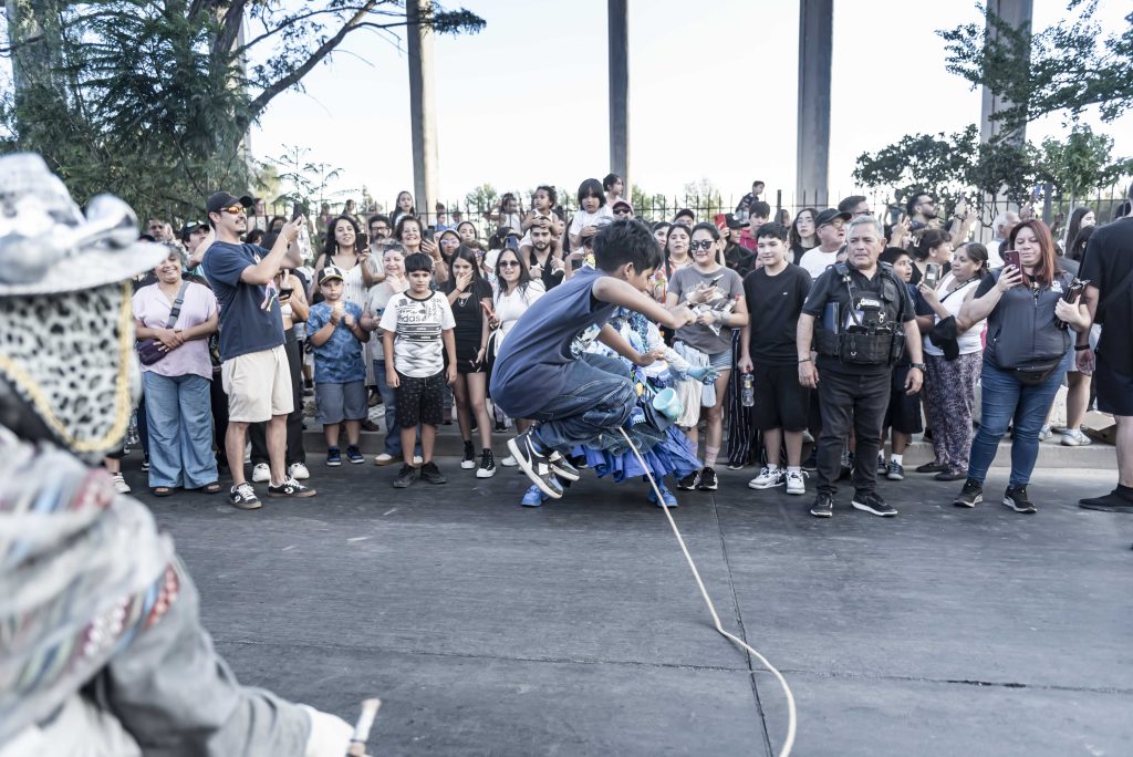 ¡40 mil personas! Las postales que dejó Teatro a Mil en Maipú con sus tres espectáculos 25 warawara maipu 17 enero 8