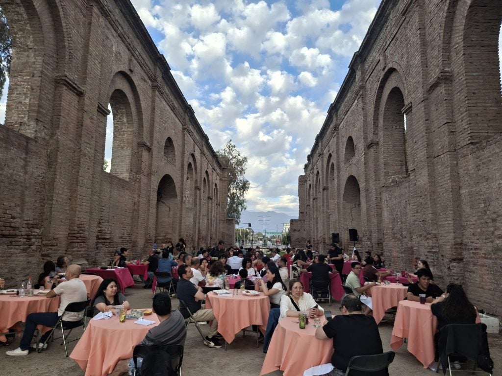 Así fue la Cena del Día del Amor y la Amistad de AMAIA Restaurante entre los muros de la Capilla de la Victoria 1 Amaia Restaurante