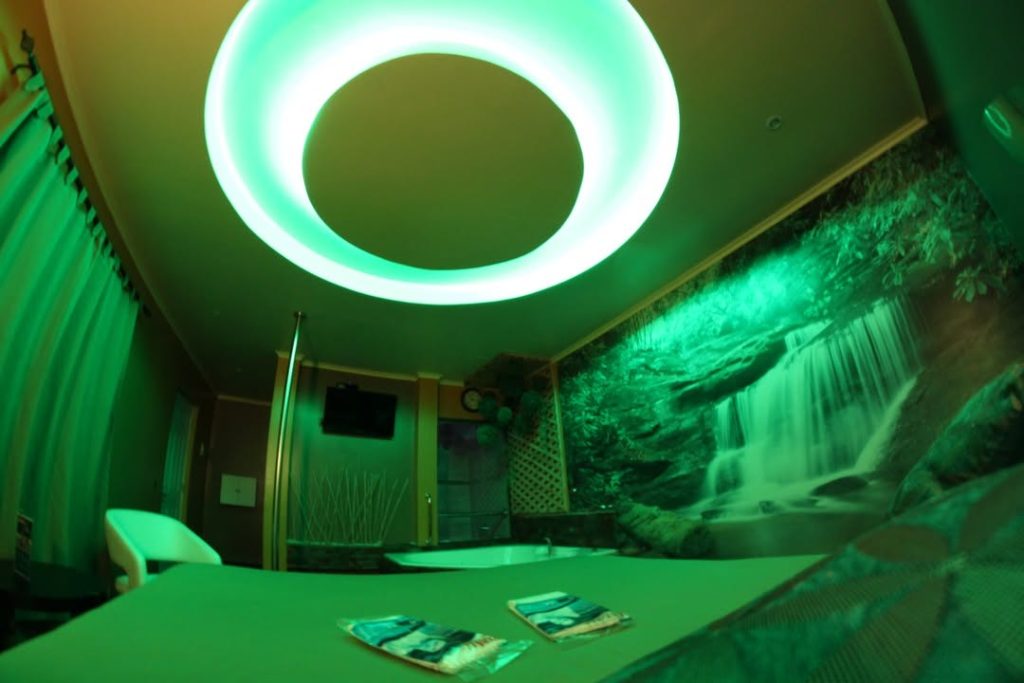 Jacuzzis, caños y sex shop a la habitación: Los moteles de Maipú y alrededores que planean encender este San Valentín 9 66231915 2078933662401613 1487414121227874824 n