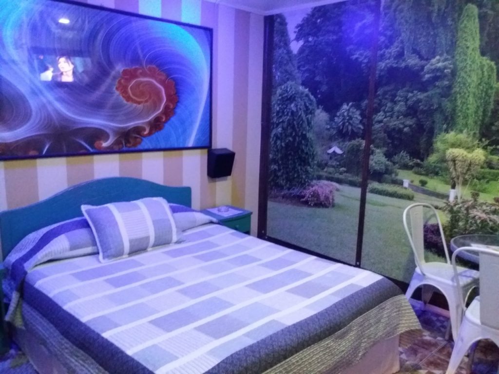Jacuzzis, caños y sex shop a la habitación: Los moteles de Maipú y alrededores que planean encender este San Valentín 10 6801 28 1