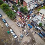 "El techo comenzó a derrumbarse": Testimonios de vecinos de Villa Pehuén 1 tras tormenta en Maipú 1 temporal sistema frontal Barrio Pehuén Maipú