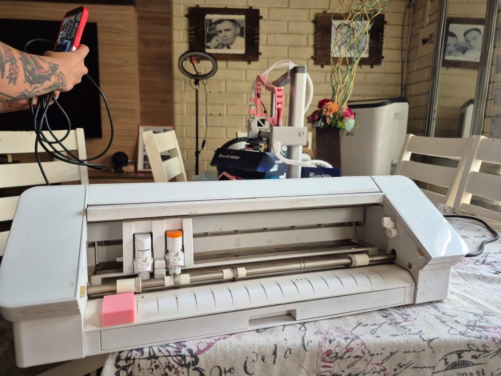 “Tanto esfuerzo perdido en minutos”: la historia del emprendimiento de creaciones 3D que quedó arruinado tras el temporal 6 creaciones 3d tras temporal