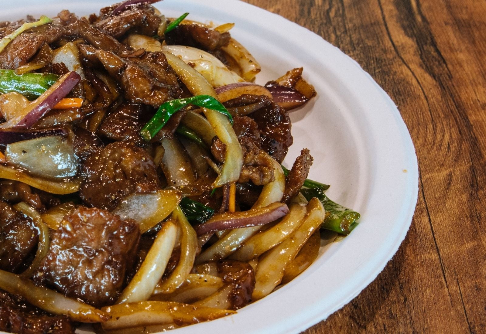 Cursan sumario sanitario a local de comida china en Maipú tras denuncias de vecinos 2 Cursan sumario sanitario a local de comida china en Maipú tras denuncias de vecinos