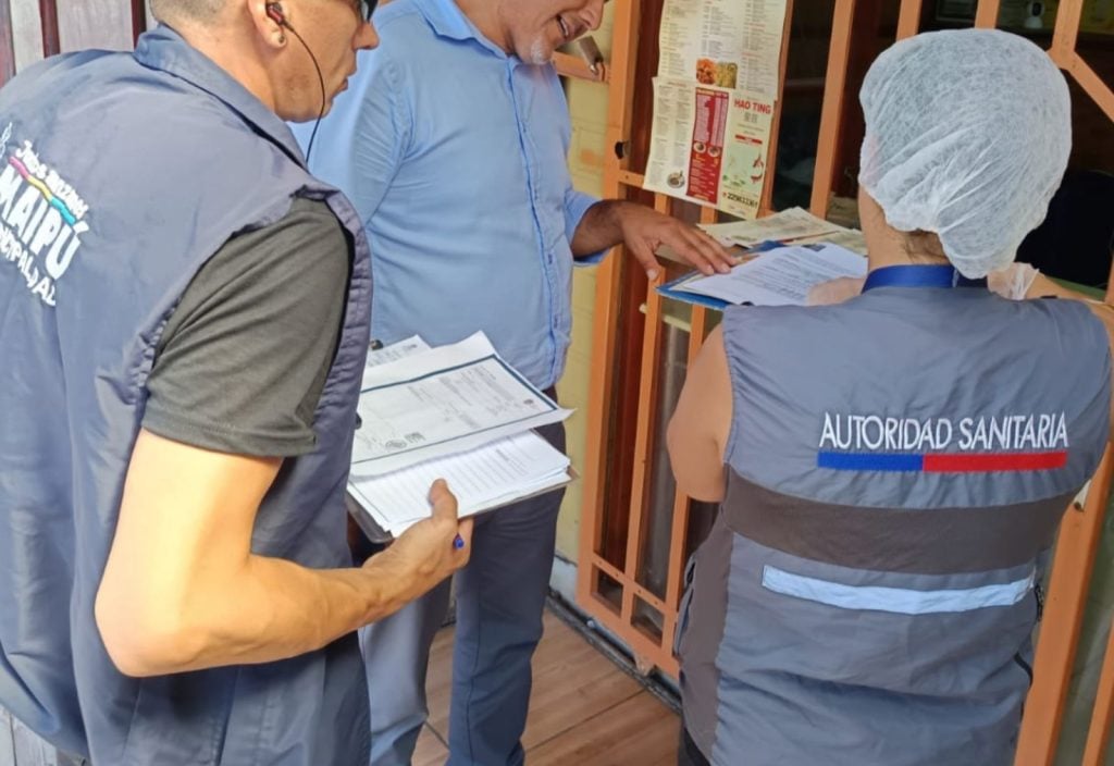 Cursan sumario sanitario a local de comida china en Maipú tras denuncias de vecinos 2 fiscalización local de comida china
