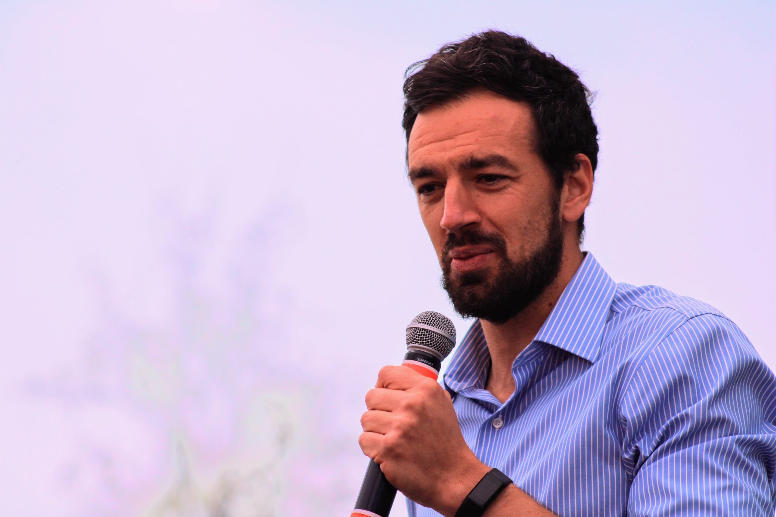 Alcalde de Maipú llama a la solidaridad: habilitan puntos de acopio tras emergencia por lluvias