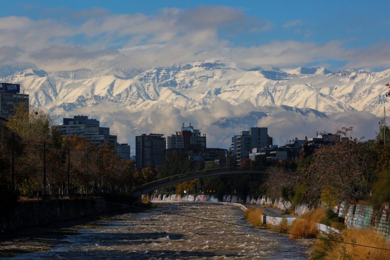 [Parte II] Chile entre dos pulsiones: el miedo al retroceso y la tentación de refundarlo todo