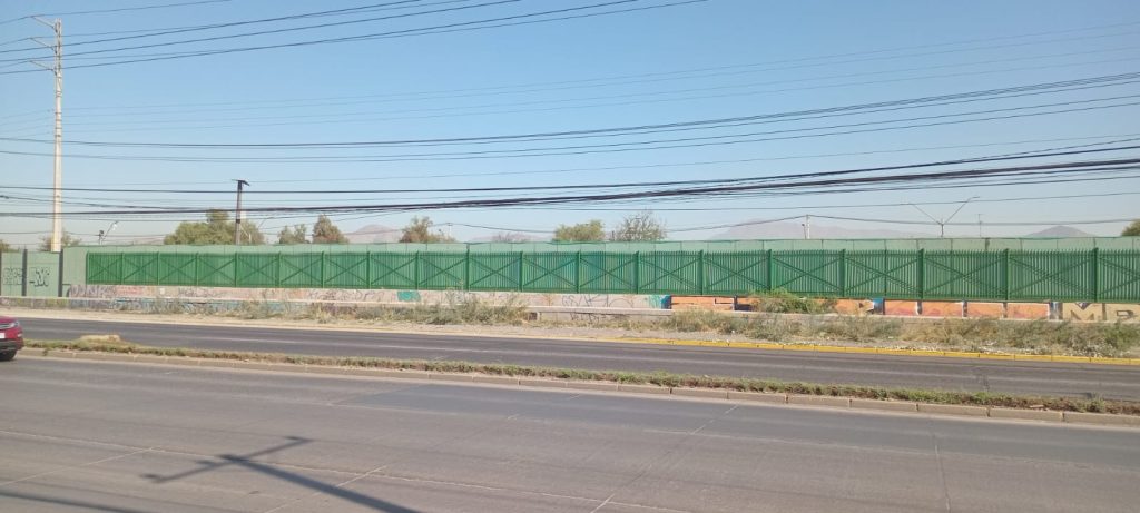 Seguirá la tala de árboles en Camino a Melipilla: Proyecto Melitren confirma nueva intervención frente a Villa El Abrazo 3 EFE