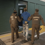 Detienen a hombre que se dio a la fuga tras no respetar luz roja y protagonizar accidente de tránsito 1 conductor se dio a la fuga tras choque