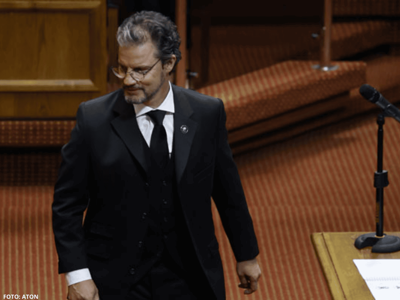 Plebiscito para pena de muerte, vacunación voluntaria y no más OMS: diputado Cristián Contreras “Dr. File” presentó 11 proyectos de ley