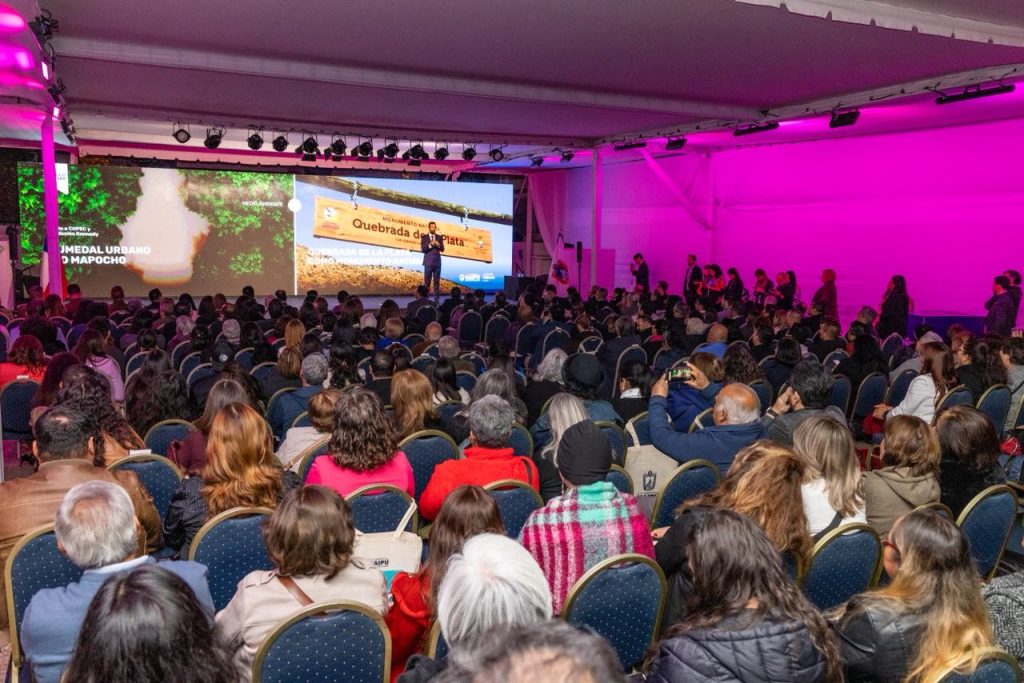 Alcalde Vodanovic presenta avances del Plan Maipú Ciudad 2030 y da a conocer sus ejes estratégicos 6 Alcalde Vodanovic presenta avances del Plan Maipú Ciudad 2030