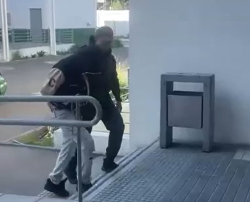 adolescente detenido