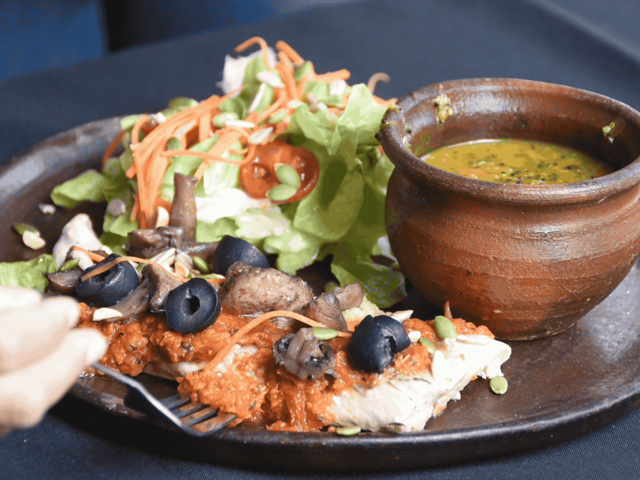 Lo que dejó el “Día de la Cocina Chilena” en el Mercado Municipal: el mejor pebre de Maipú, talleres y más de 300 asistentes