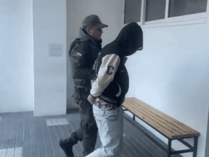 adolescente detenido