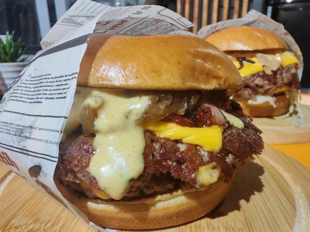 Minieri's Burger