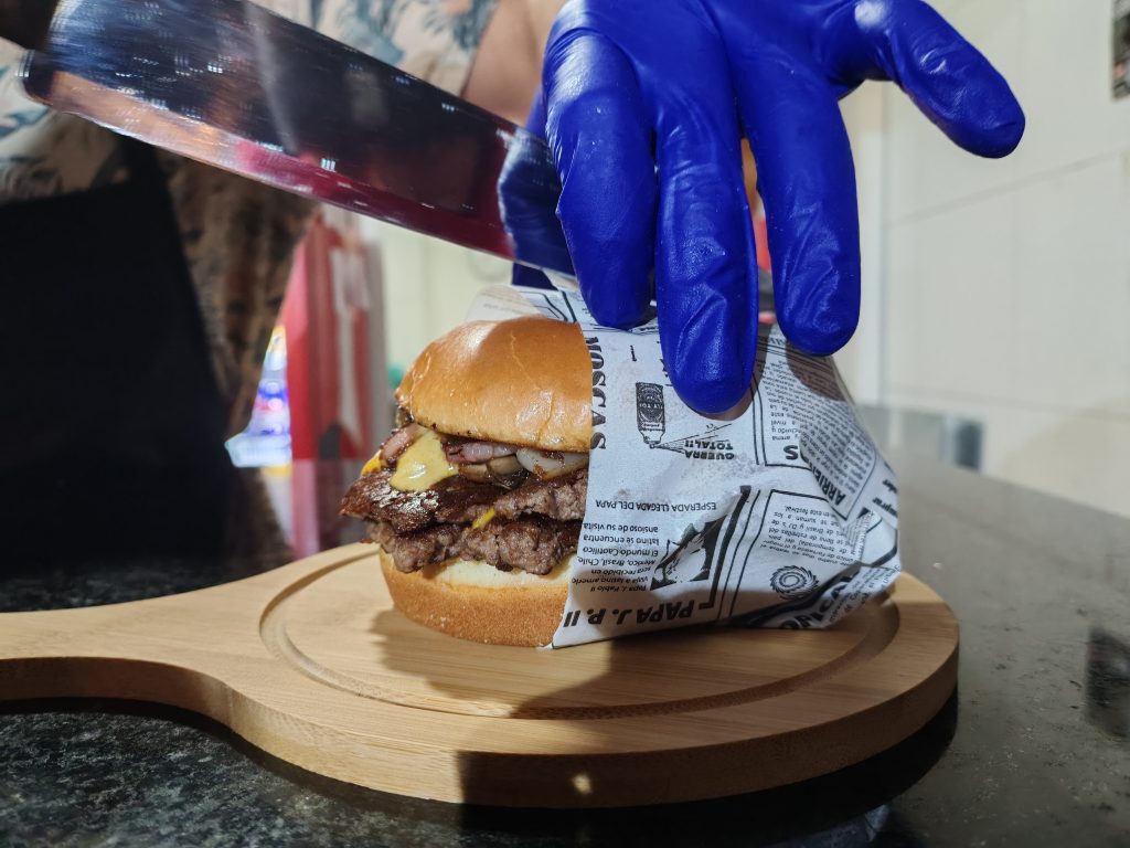 Minieri's Burger