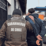 Carabineros detiene a dos personas por robo con intimidación en servicentro Copec de Pajaritos: recuperaron la totalidad de la mercadería 1 Carabineros detiene a dos sujetos por robo con intimidación